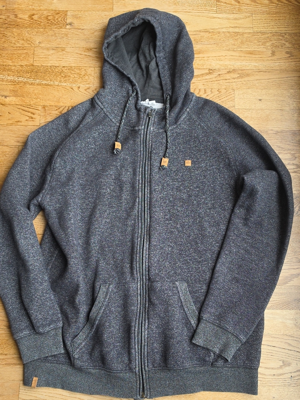 (XL) tentree Men's Full-Zip Hooded Sweater Charcoal Heather Gray Cozy Comfy Eco